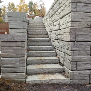 retaining wall with precast concrete steps