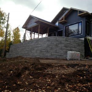 retaining wall around house