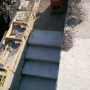 precast concrete step install